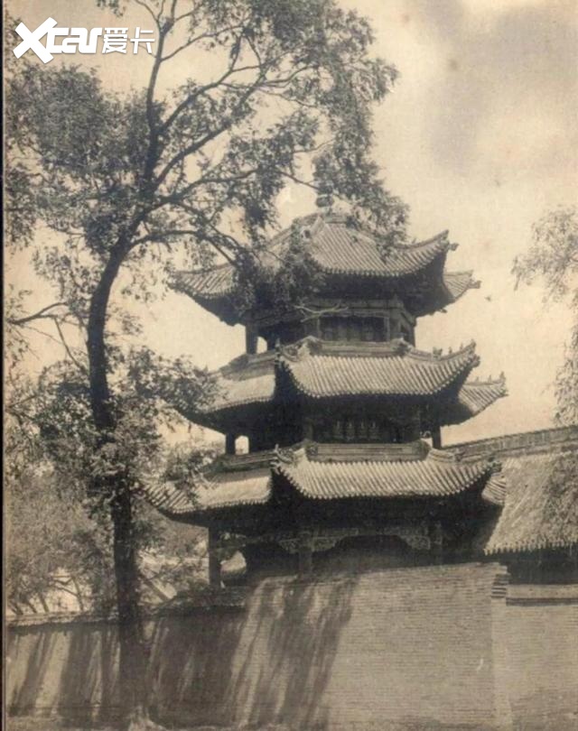 这座中国唯一省市同名的城市，因一条铁路改变命运...