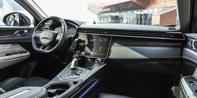盘点三款国产轿跑SUV，配备2.0T+8AT，外观个性还运动