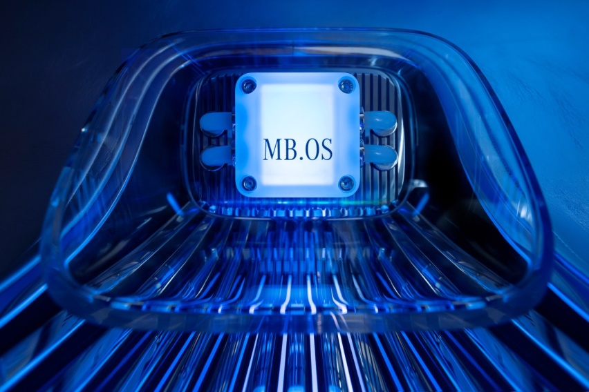 20.梅赛德斯-奔驰自主开发的全新架构MB.OS操作系统中国首秀.jpg