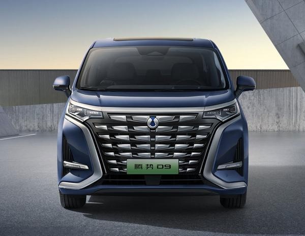 想要豪华中大型MPV，预算不够腾势D9？30万顶流大家9超混来了