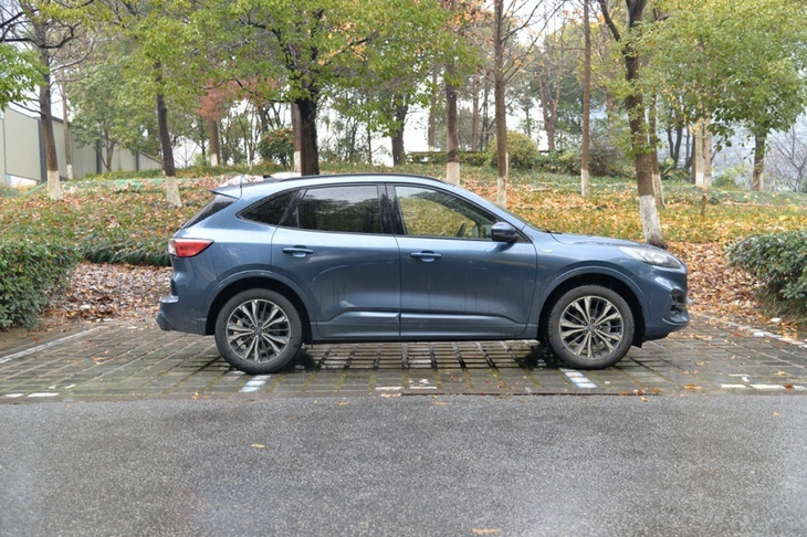 20万你能买到2.0T+四驱，动力赶超皓影，长安福特锐际购车