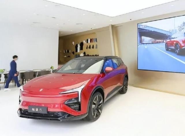 恒驰5订单超3.7万辆后，请以平常心，来看待恒大汽车