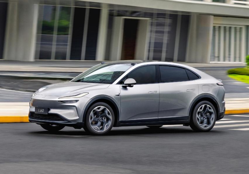 跟特斯拉Model Y同级 租电购买14.99万起 乐道L60咋买才合
