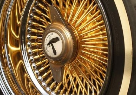 有一种汽车会跳舞 叫“LOWRIDER”跳跳车