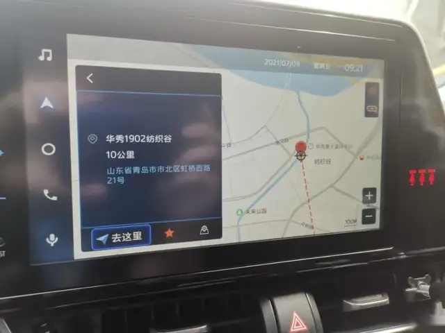 价格虽然小贵，但丰田C-HR双擎的确很有趣啊
