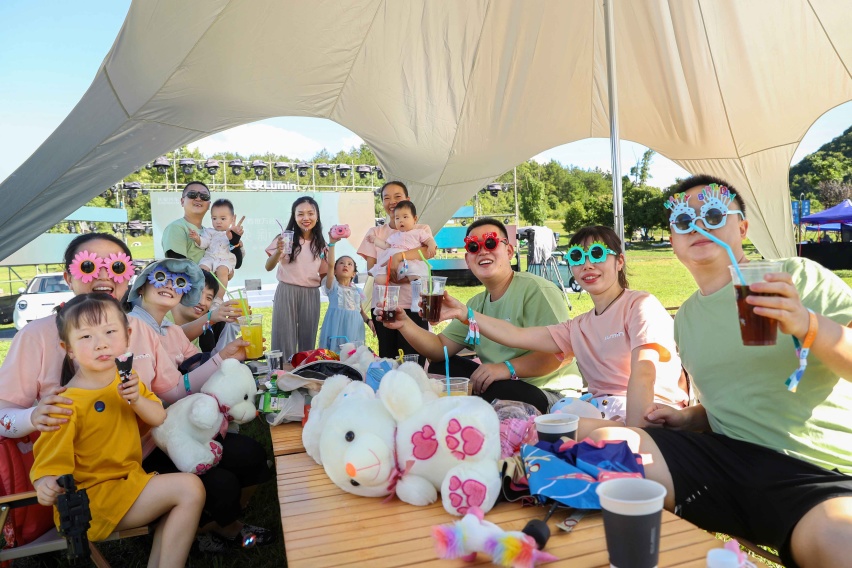 首批万台Lumin交付落地，安全与颜值并存的A00级精致座驾