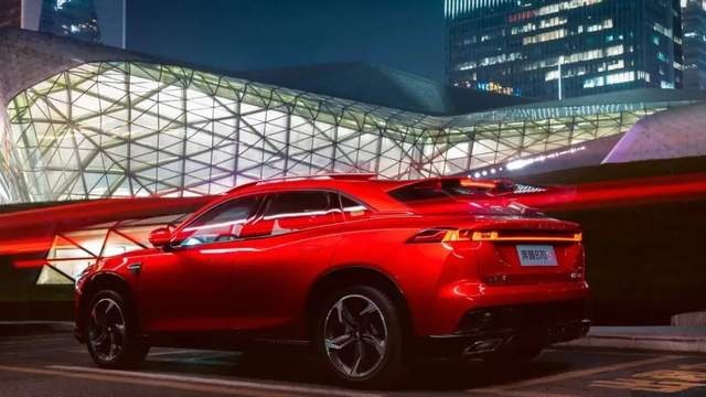 2.75米轴距、180匹马力动力 这样的SUV 12万就能得到