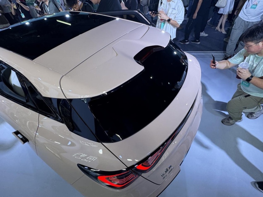【新车】新能源时代年轻人的第一台GT 比亚迪海豹 06GT