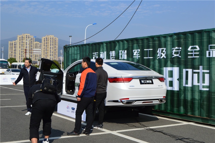 “局座”张召忠内心的“中国制造脊梁”竟然是它