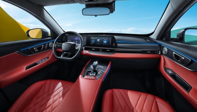 全新一代瑞虎7PLUS上市 要做全球王牌SUV 售9.99万元