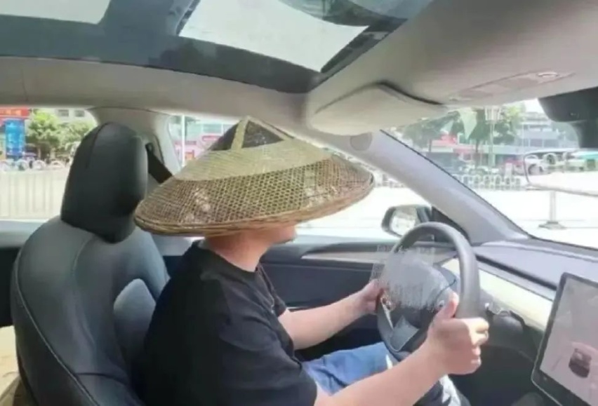 热得我头皮发汗的全景天幕, 是一个好设计吗?