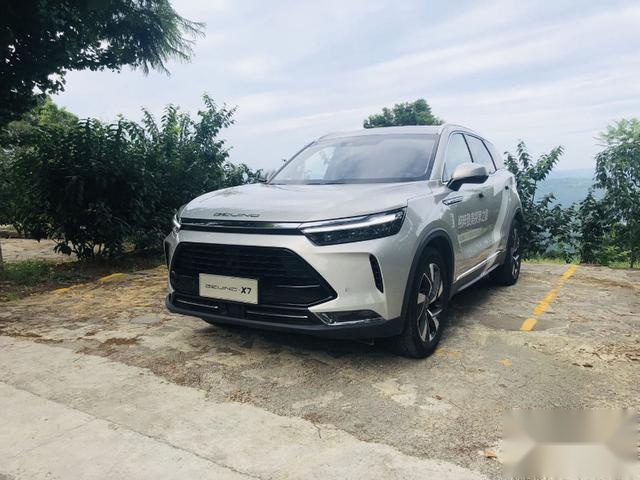 试驾BEIJING-X7：对自主紧凑型SUV的降维打击