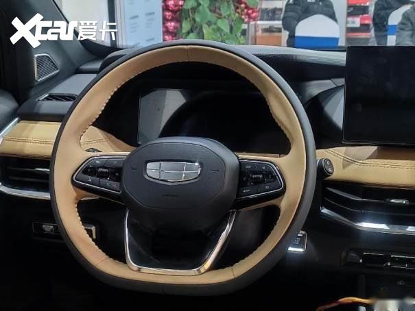 昆明中机站见证：全新大7座SUV——吉利豪越L正式上市！