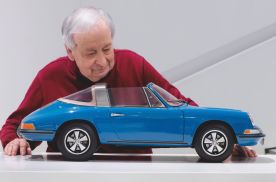 来瞧瞧50年前手工打造汽车模型，精美绝伦1:5比例保时捷911Targ