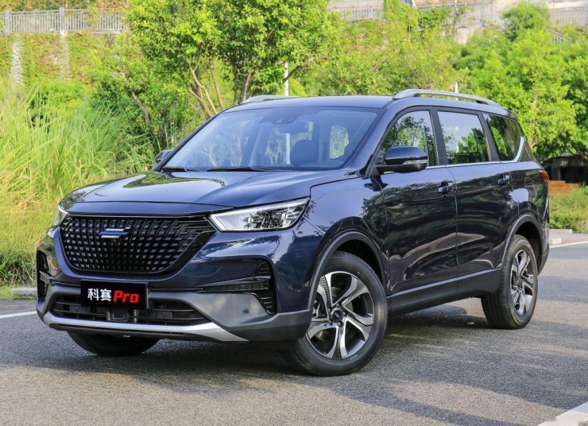 长安6座中型SUV上市，不到9万，搭蓝鲸1.5T，轴距2米8