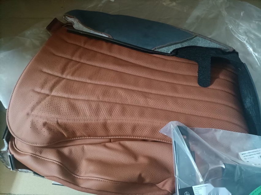 新款迈巴赫S级，奔驰S级原厂改装项目升级腿托