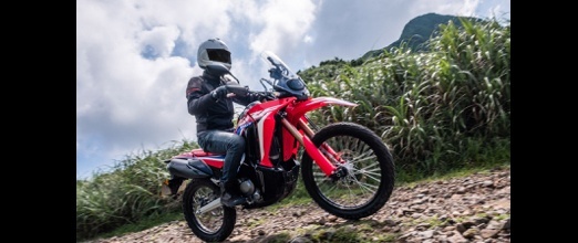 越野玩乐、上班通勤一车包办，本田CRF300L与拉力双车评测