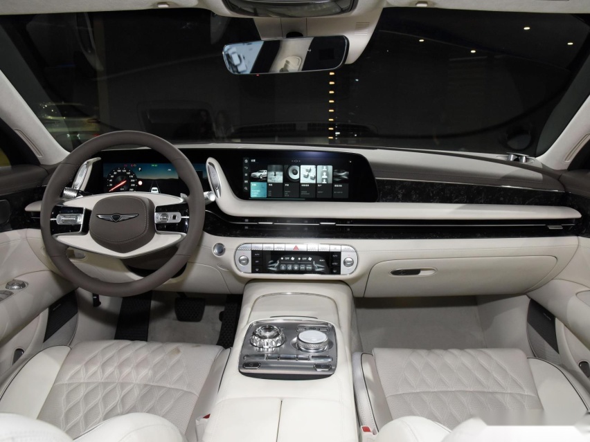 2023成都车展：捷尼赛思G90售69.88万元起
