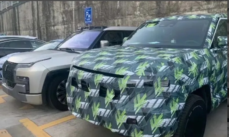 问界M9正式上市；小米汽车发布会定档；方程豹豹8谍照曝光