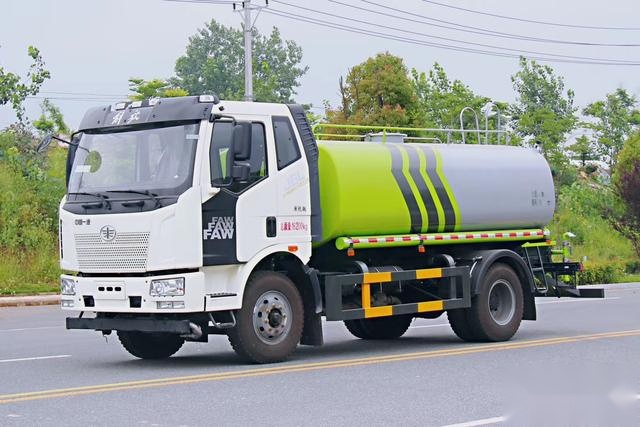 国六解放15T洒水车 全国免费送车上门