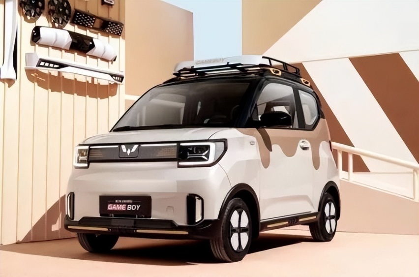 续航300km的宏光MINIEV GAMEBOY售价5.58万 上市了