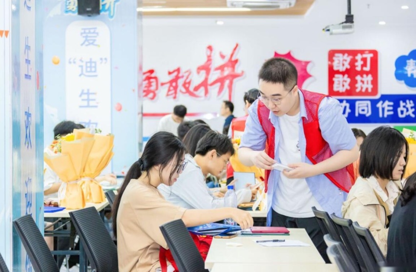 校招研发人员占比80.8%！比亚迪打造“人才鱼池”助力技术创新