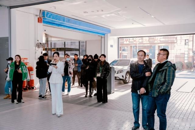 星光耀目 共驰未来 济南鹏龙金阳光奔驰全福店媒体见面会圆满落幕