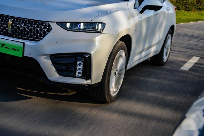 自主豪华旗舰注入更多动力 试驾WEY VV7 GT PHEV