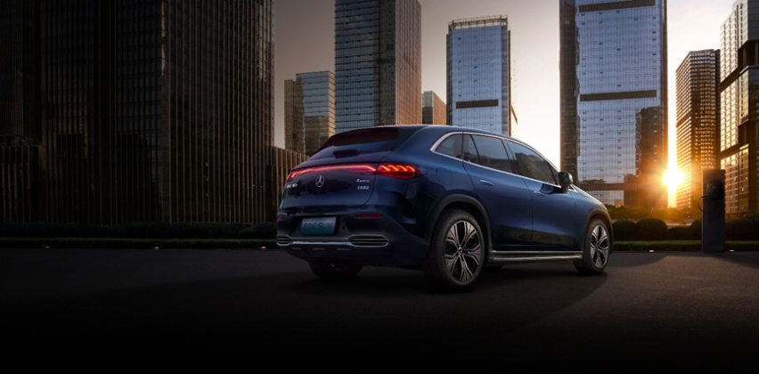 奔驰EQE SUV：豪华电动SUV新秀，引领未来豪车新风潮！