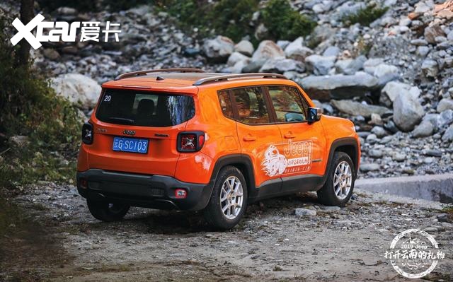 打开云南的礼物jeep自由侠带你领略不一样的风情暖冬