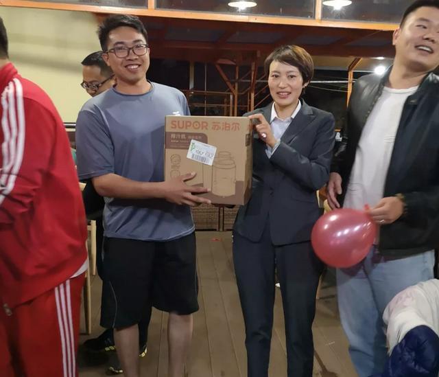 精彩缤纷，悦享生活 正能量缤越车友欢乐野温泉之旅