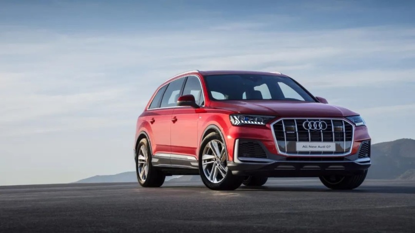 奥迪新款Q7售68.98万元起，BBA这三款豪华中大型SUV