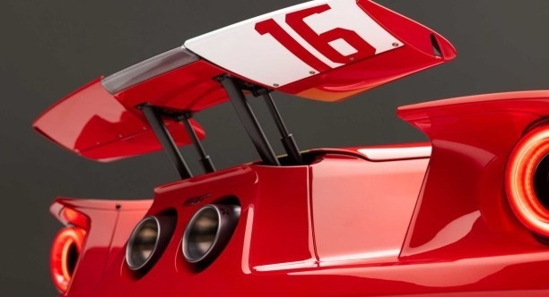 【 福特推出限量版福特GT，向1966年福特GT赛车致敬】
