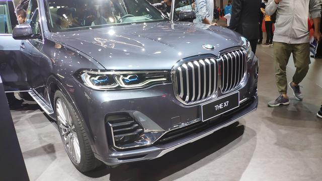 上海车展：全新宝马X7实车