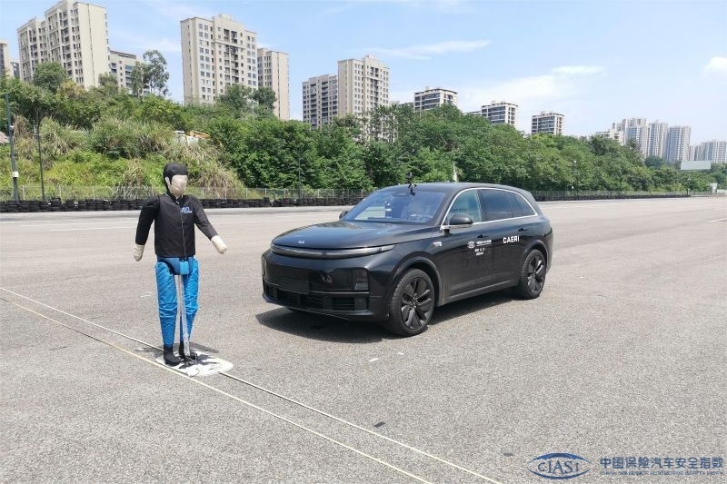 开学第一考，这次中保研测试理想L7撞了个不错的成绩