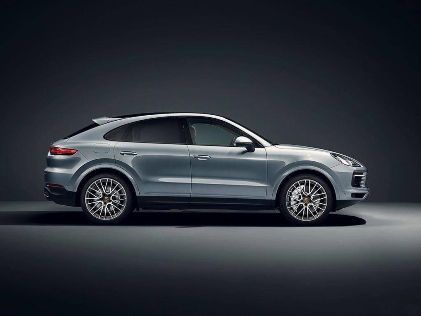 零百加速5秒内！保时捷Cayenne S Coupé售价公布