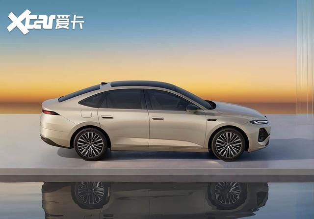 这回要排队买大众了，新车续航超2000km，比亚迪秦L危险了？