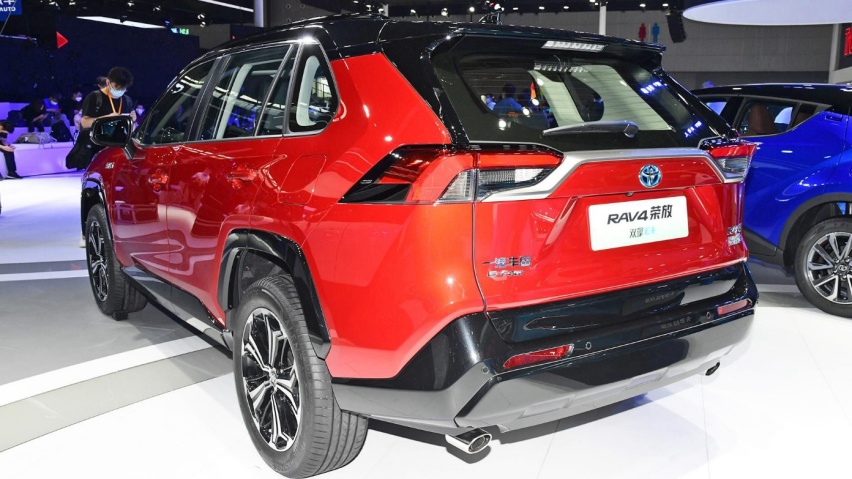 买它还是选CR-V插混，RAV4荣放双擎E+值吗？