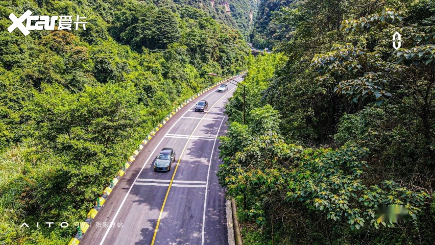 AITO问界｜M5智驾之旅：踏诗景山峦，探古老非遗