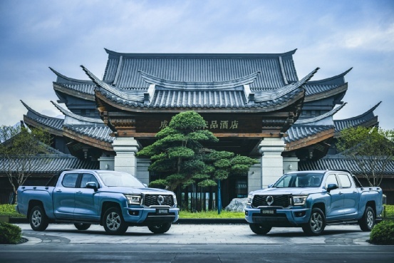 金刚炮震撼上市,9万起的时尚商用皮卡了解一下