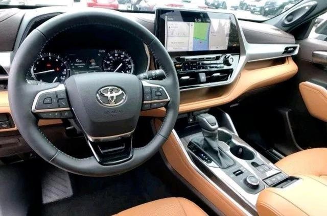 「看客说车」新款汉兰达即将来袭，加价购车的“笑话”还要延续？