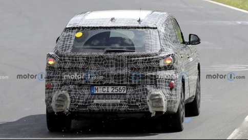 定位旗舰SUV，宝马X8 M最新路试谍照曝光