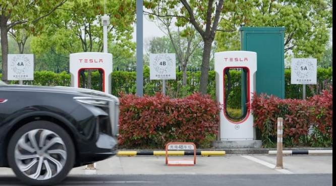 超600座充电站、100%覆盖中国大陆所有省份及直辖市！