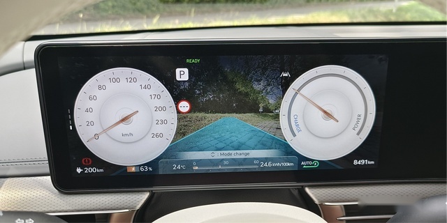 国内首发评测捷尼赛思GV60：求解电动车时代Modern Luxury