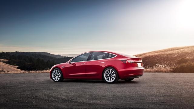 售价不足30万的特斯拉国产Model 3是否值得入手呢