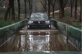 豪华品牌城市SUV越野哪家强？