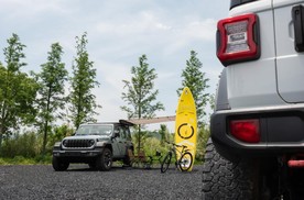 Too cool！Jeep用土壤“装订”一部越野之书