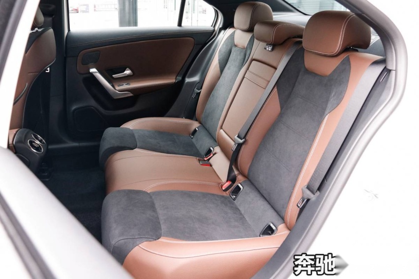 20万左右预算，工作稳定独生女，奥迪A3真比奔驰A级香吗