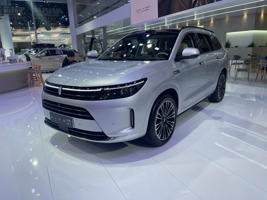 24.98万起，新问界M7上市，变化有点大