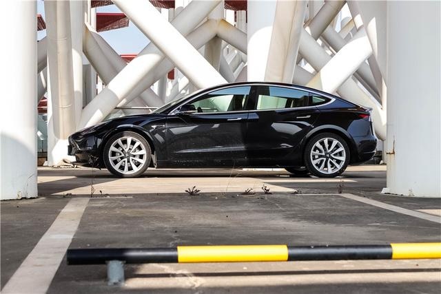 《电评车》Model 3:革燃油车的命,只是因为技术?